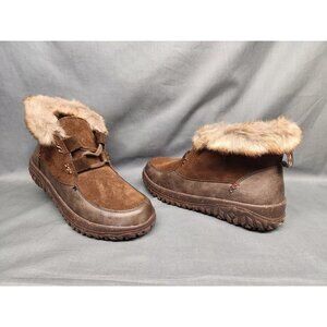 Minnetonka Women's Tinley Boots Suede Lace-Up Chocolate Size 6 NEW IN BOX!